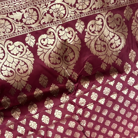 Red Banarasi silk saree , wedding saree - Picture 5 of 10